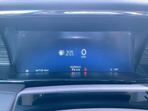 Used 2022 Lincoln Navigator Black Label image 24