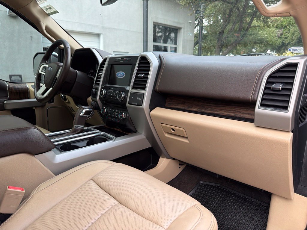 Used 2018 Ford F150 Lariat RWD image 31