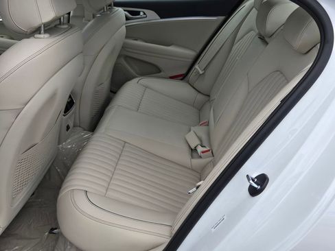 New 2026 Genesis G70 2.5T Prestige image 6
