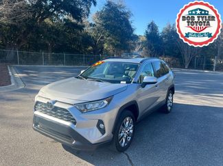 Used 2020 Toyota RAV4 XLE Premium video 1