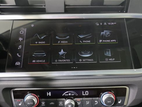 Used 2025 Audi Q3 2.0T Premium w/ Convenience Package image 7