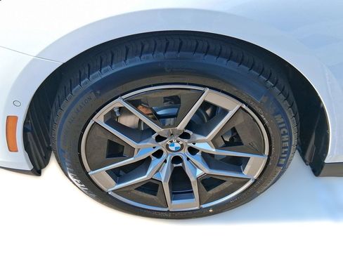 Used 2026 BMW 530i w/ Premium Package RWD image 12
