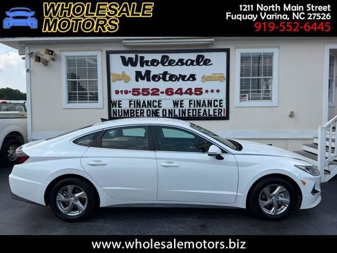 Used 2022 Hyundai Sonata SE w/ Cargo Package FWD image 1