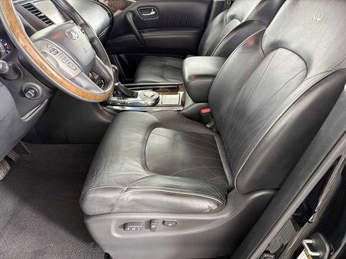 Used 2014 INFINITI QX80 2WD w/ Deluxe Touring Package image 7