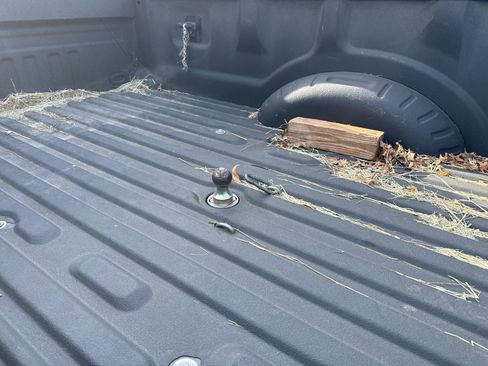 Used 2018 Ford F350 Lariat w/ Lariat Ultimate Package image 9