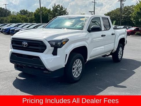 Used 2025 Toyota Tacoma SR RWD image 7