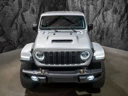 Used 2024 Jeep Wrangler Unlimited Rubicon 392 image 18