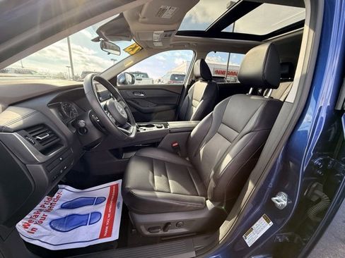 Certified 2023 Nissan Rogue SV w/ SV Premium B Package image 14