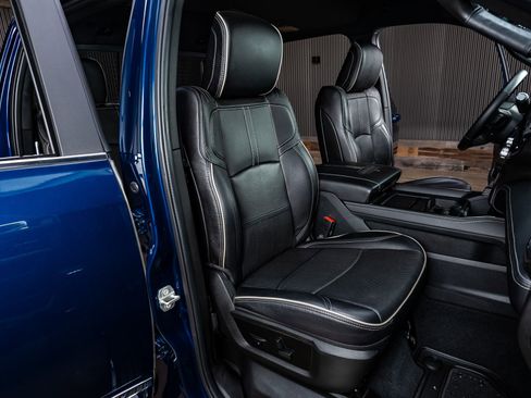 Used 2024 RAM 2500 Limited image 30