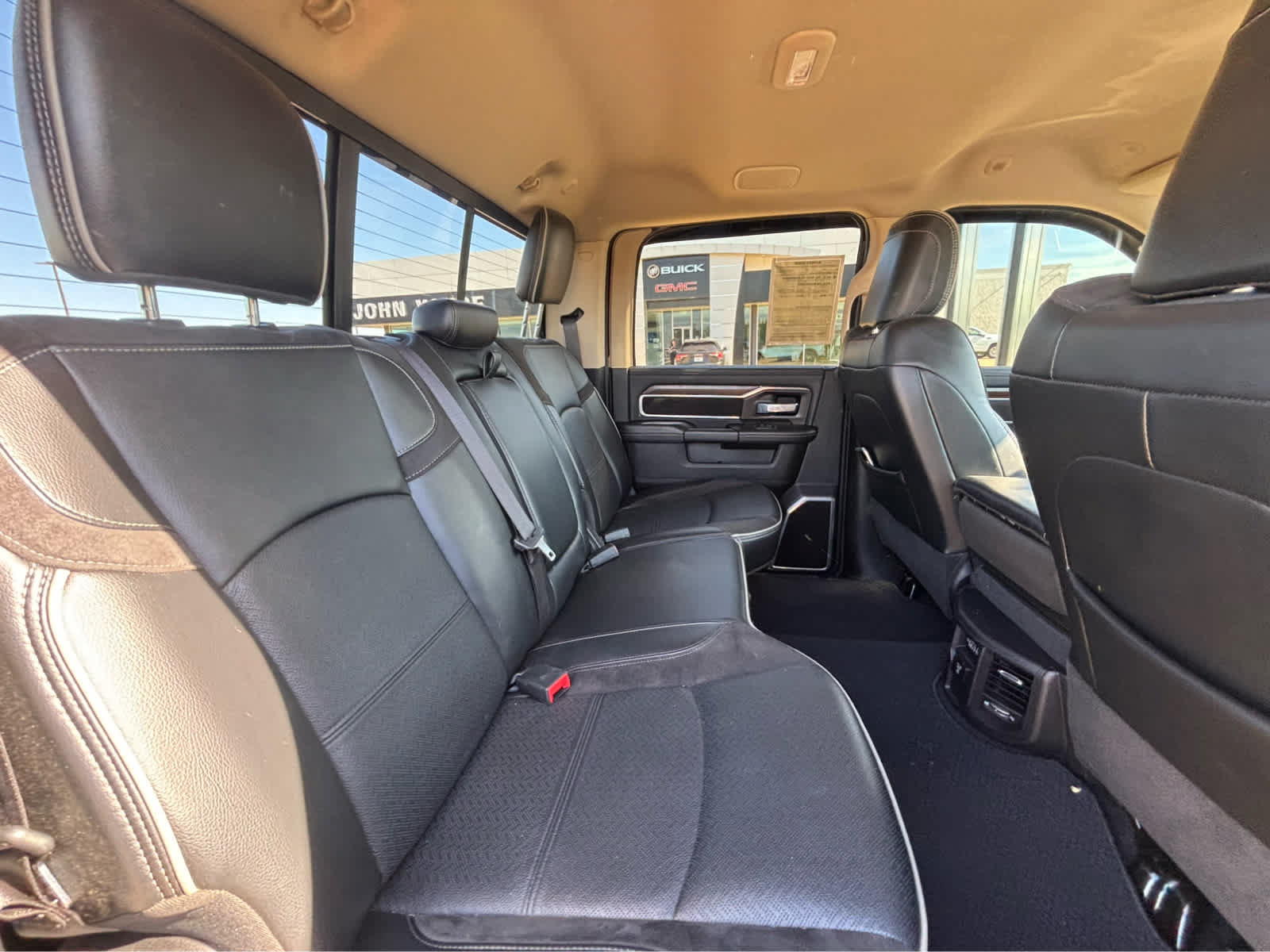 Used 2022 RAM 2500 Laramie AWD/4WD image 14
