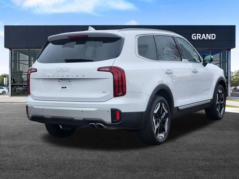 Certified 2024 Kia Telluride S w/ S Sunroof Package AWD/4WD image 6