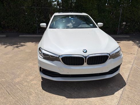 Used 2019 BMW 530i w/ Convenience Package RWD image 3