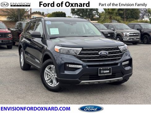 Certified 2024 Ford Explorer XLT w/ Equipment Group 202A RWD image 1