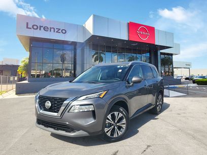 Used 2021 Nissan Rogue SV w/ Premium Package