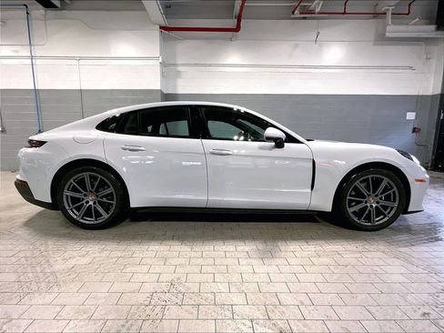 New 2026 Porsche Panamera 4 image 6