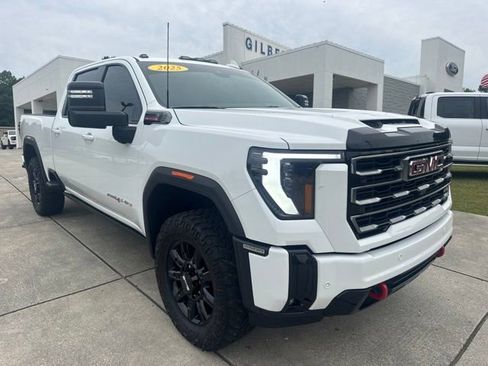 Used 2025 GMC Sierra 2500 AT4 w/ AT4 Premium Plus Package AWD/4WD image 1