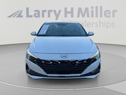 Used 2021 Hyundai Elantra Limited w/ Cargo Package FWD image 8