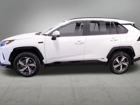 Used 2023 Toyota RAV4 SE w/ Weather & Moonroof Package image 2