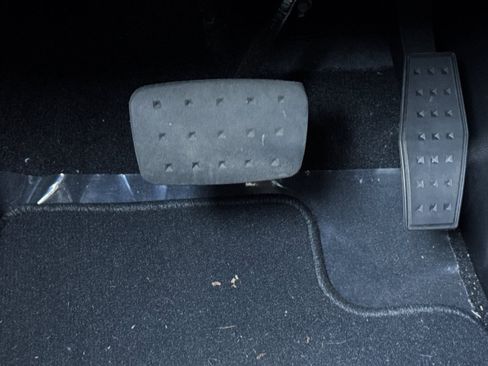 Used 2026 Chevrolet Traverse LT w/ Midnight/Sport Edition image 40