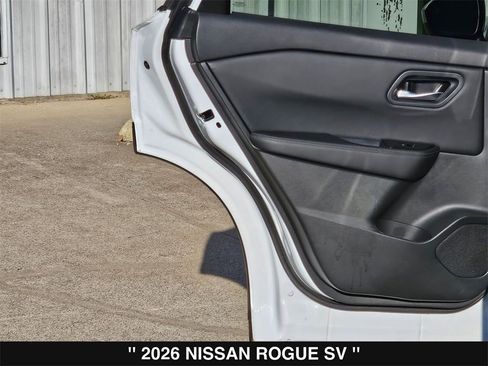 Used 2026 Nissan Rogue SV image 17