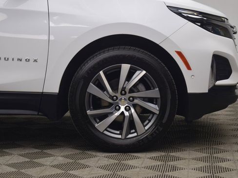 Used 2022 Chevrolet Equinox Premier image 29
