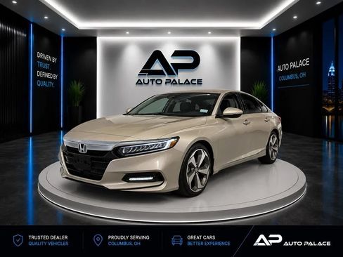 Used 2020 Honda Accord Touring image 1