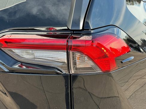 New 2025 Toyota RAV4 XLE image 33