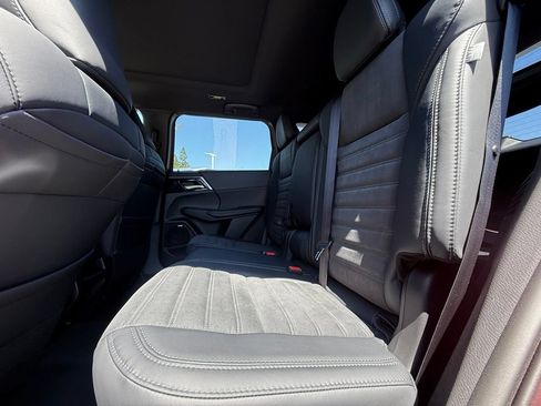 New 2026 Mitsubishi Outlander AWD image 36
