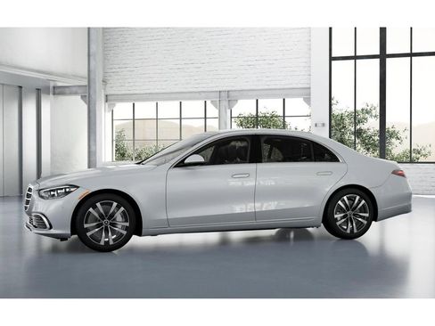 New 2026 Mercedes-Benz S 580 4MATIC Sedan image 36