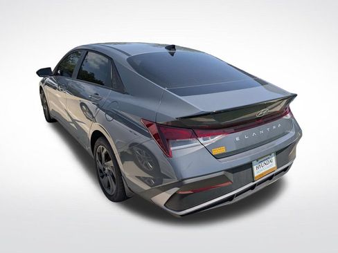 Used 2023 Genesis GV80 3.5T w/ Prestige Package AWD/4WD image 15