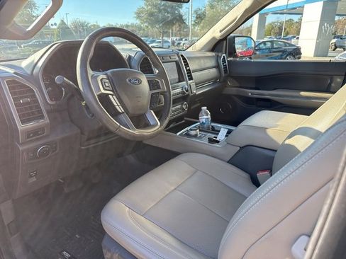 Used 2021 Ford Expedition XLT image 8