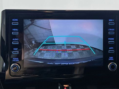 Used 2020 Toyota Corolla LE FWD image 28