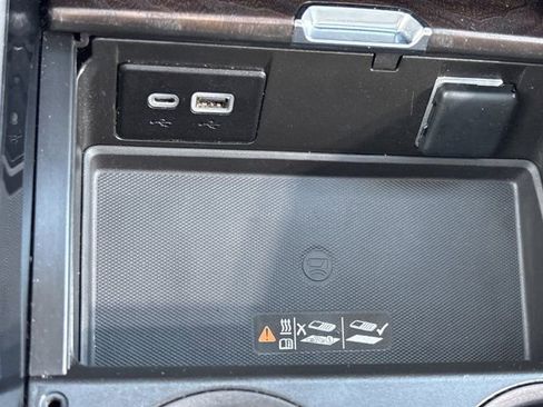 Used 2023 GMC Yukon XL Denali image 45