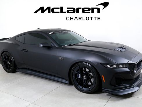 Used 2025 Ford Mustang GT Premium w/ GT Performance Package RWD image 2
