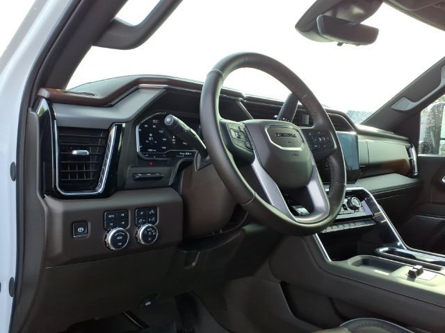 Used 2025 GMC Sierra 2500 Denali w/ Denali Reserve Package AWD/4WD image 14