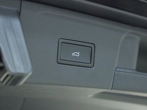 New 2026 Volkswagen Atlas SE FWD image 40