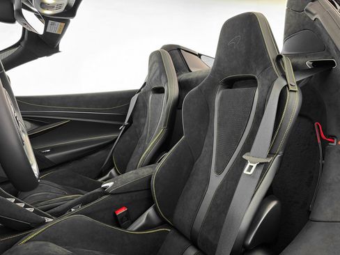 New 2026 McLaren 750S Spider image 14