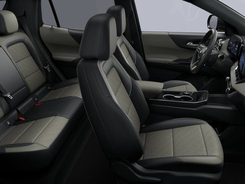 New 2026 Chevrolet Equinox LT w/ Convenience Package II FWD image 30