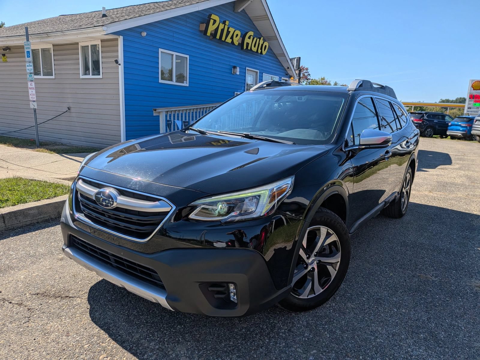 Used 2020 Subaru Outback Touring w/ Tech Package 2 AWD/4WD image 2