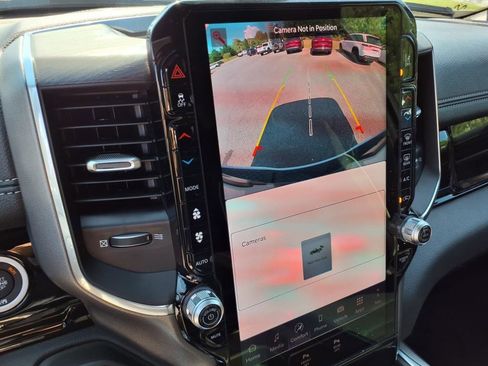 Used 2025 RAM 1500 Laramie w/ Night Edition image 17