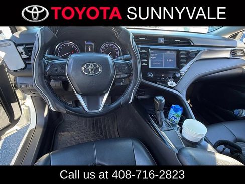 Used 2019 Toyota Camry SE FWD image 5
