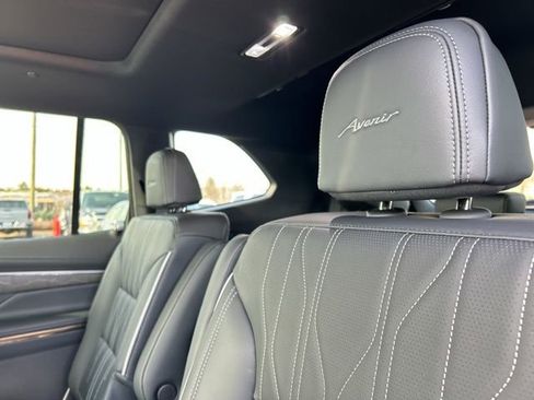 New 2026 Buick Enclave Avenir w/ Super Cruise Package AWD/4WD image 27