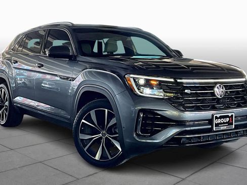 Used 2024 Volkswagen Atlas Cross Sport SEL Premium R-Line image 2