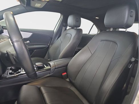 Used 2019 Mercedes-Benz A 220 image 17