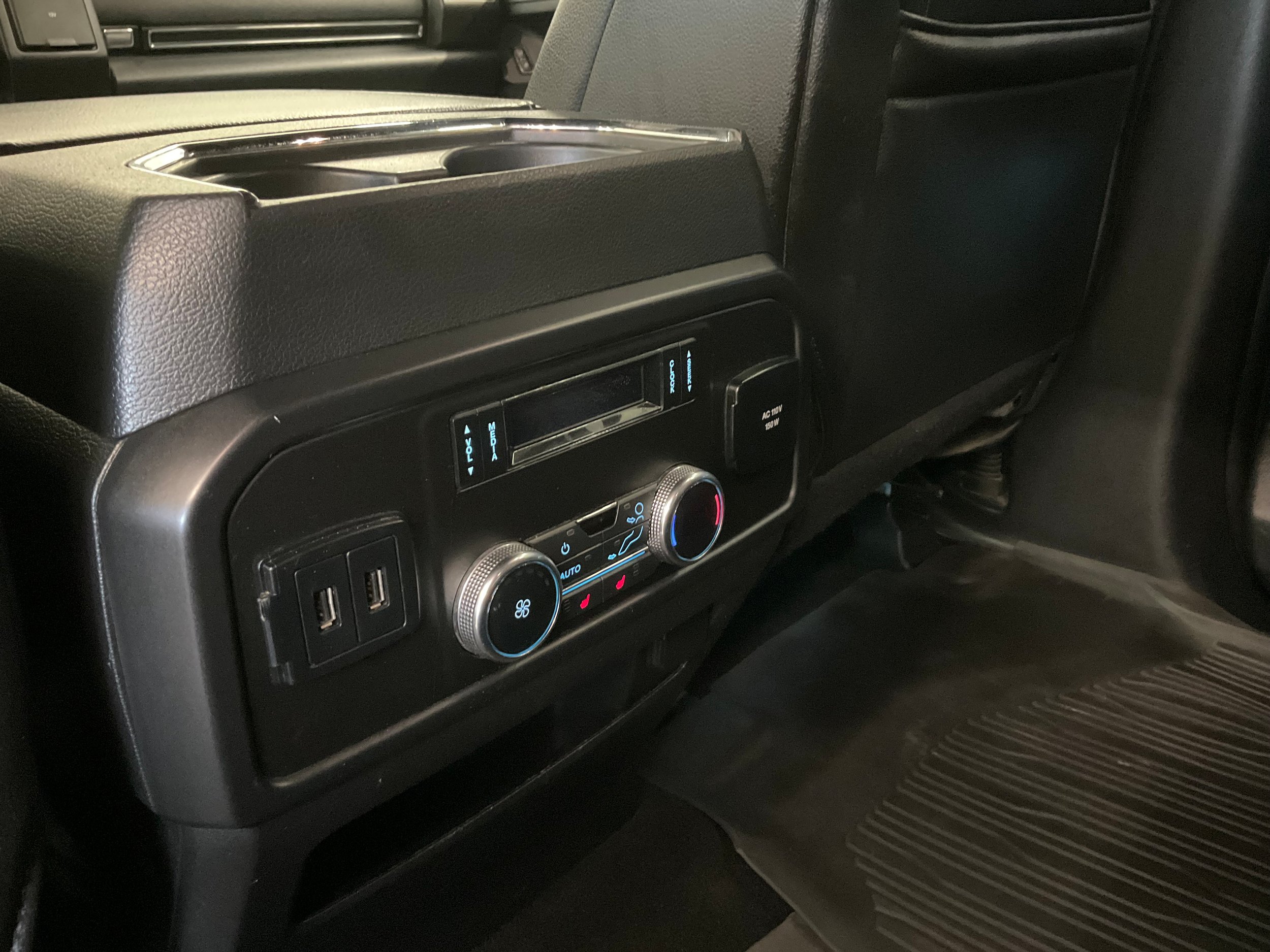 Used 2019 Ford Expedition Limited w/ Special Edition Package AWD/4WD image 20