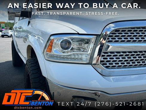 Used 2017 RAM 1500 Laramie w/ Convenience Group AWD/4WD image 3