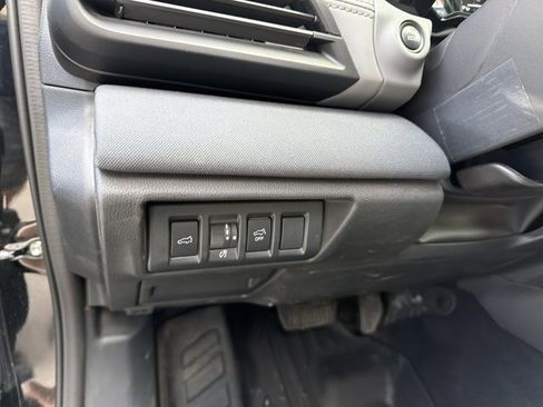 Used 2024 Subaru Outback Premium w/ Popular Package #1A image 18