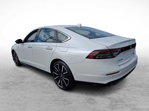Used 2024 Honda Accord Touring image 6