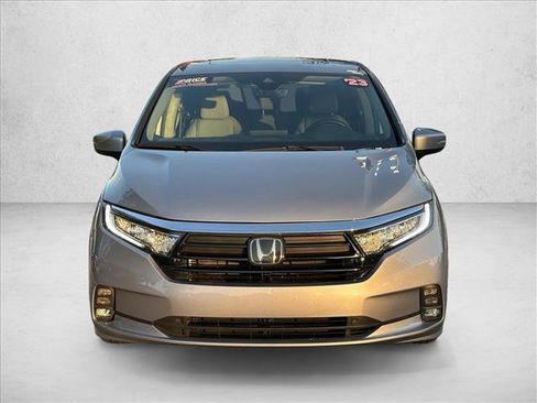 Used 2023 Honda Odyssey EX-L image 2