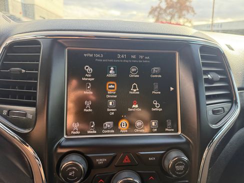 Used 2015 Jeep Grand Cherokee Laredo w/ Quick Order Package 23E image 34